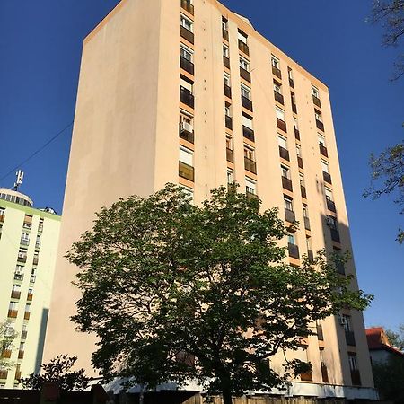 Hetedik Apartman Pecs Bagian luar foto